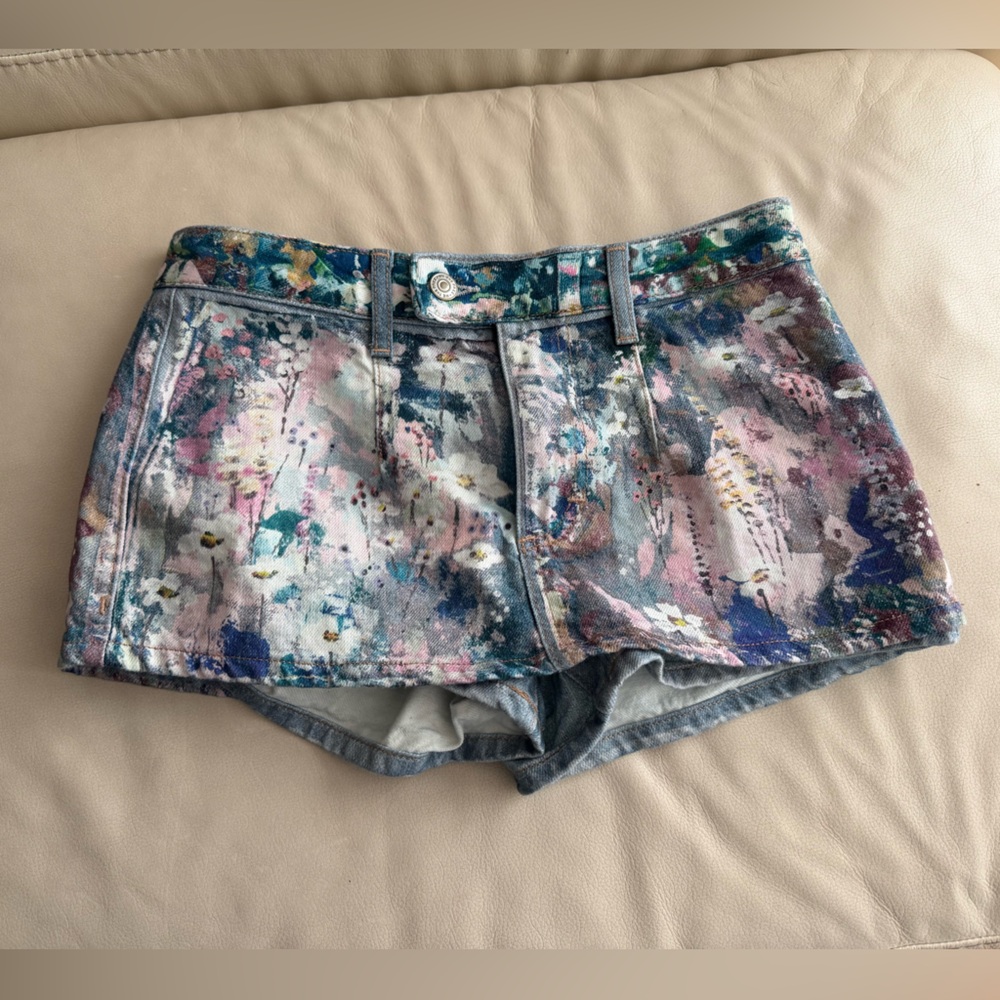 Free People Galivanting Low Rise Mini Skort Denim Paint Splatter Size 24 NWT